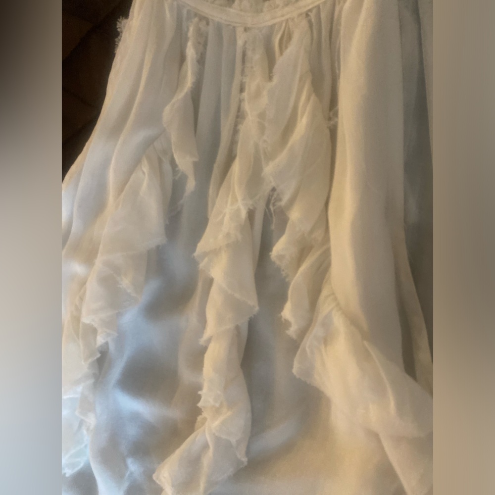 🌸 Mustard Seed White Halter Top Tie Neck Flowy Ruffle Size Small Boho - Picture 3 of 9